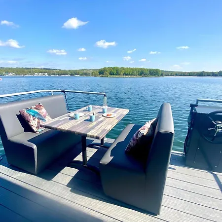 Luxury Houseboat With Beautiful Views Hotel Middelaar Exterior photo