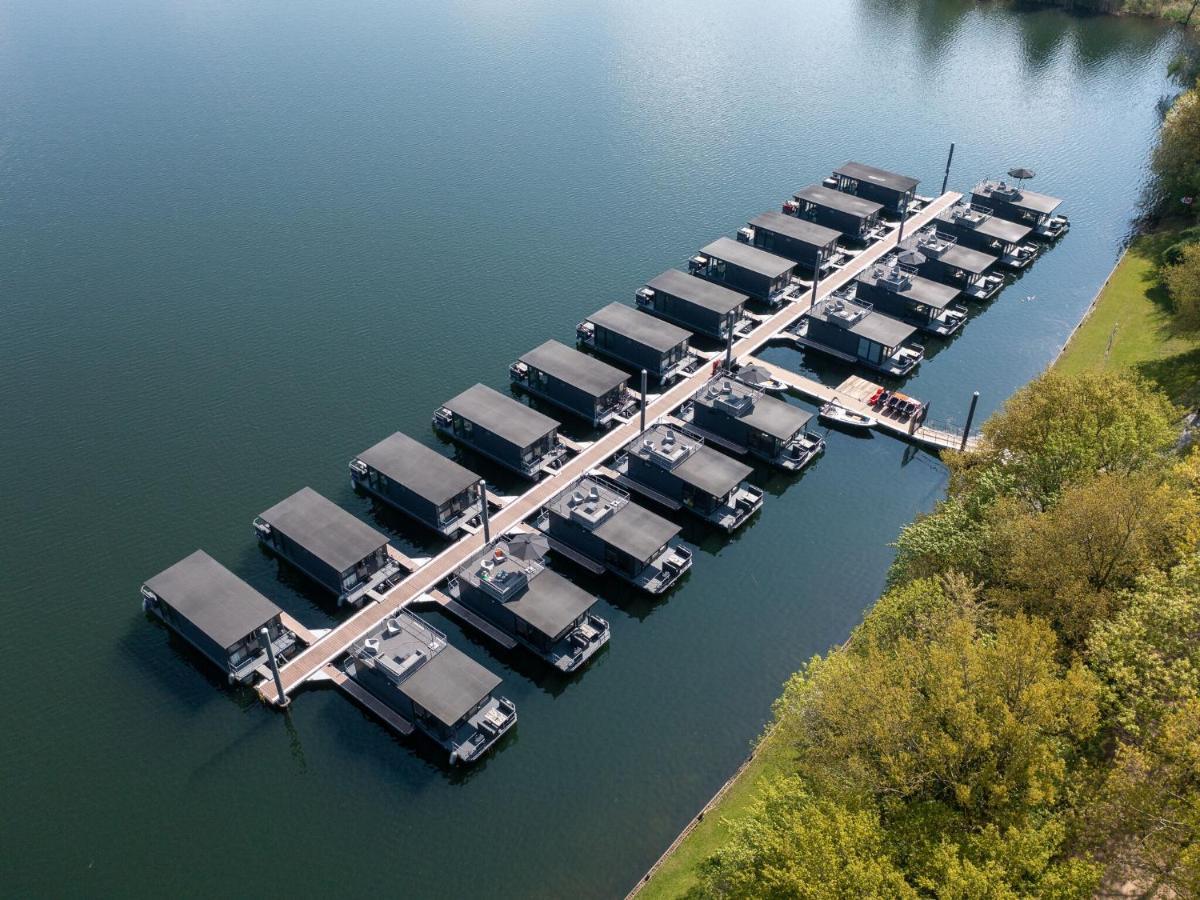 Luxury Houseboat With Beautiful Views Middelaar
